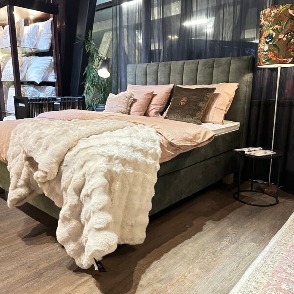 Alternative view of Voodikomplekt Superb Premium 180x200 cm