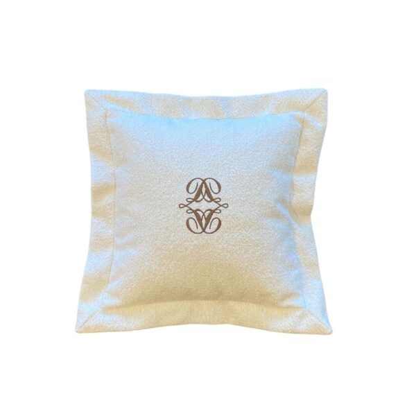 Dekoratiivpadi 40x40 cm